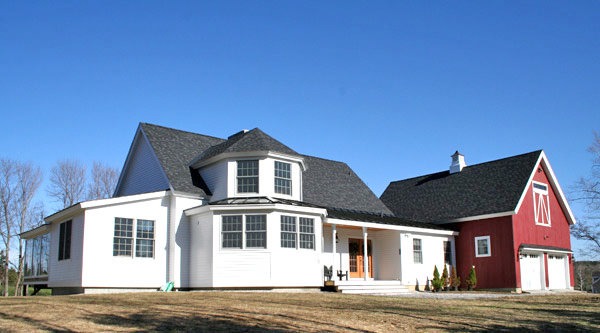 barn style garage with cupola