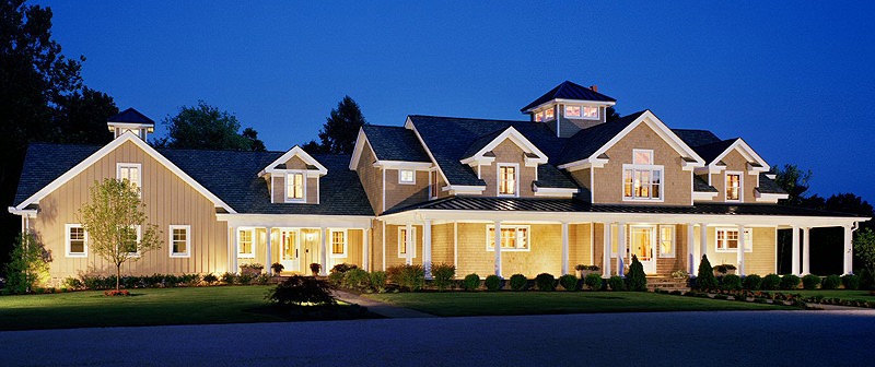 modern farmhouse at dusk 