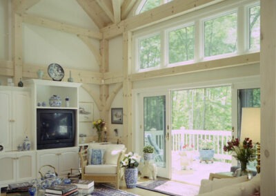 Lake Shore, NH (4226) great room with large window wall and doors out to deck