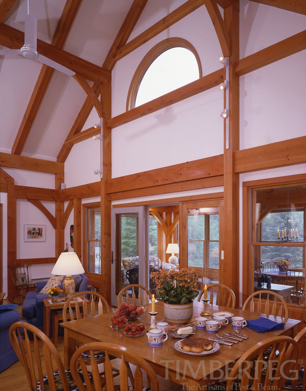 Duluth, MN (4732) great room and dining area with cathedral ceiling