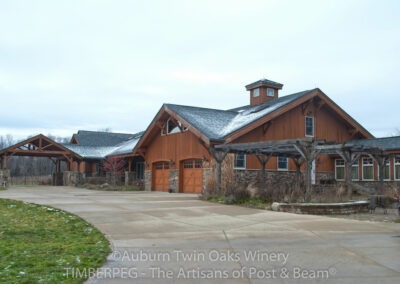 Chagrin Falls, OH – Auburn Twin Oaks Winery (T00183 – 5644)