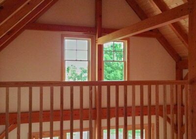 Stewartstown, PA (T00806) view of cathedral ceiling and timber frame from loft