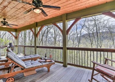 Fairview, NC Cottage (5863) covered deck
