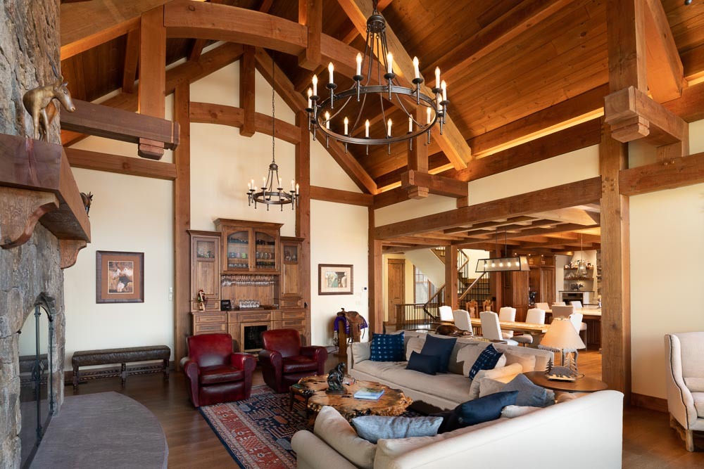 Loon Mountain great room with cathedral ceiling
