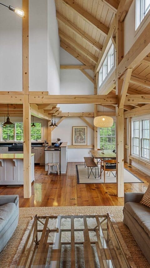 Old Chatham Barn Home: A Traditional Look with Modern Touches