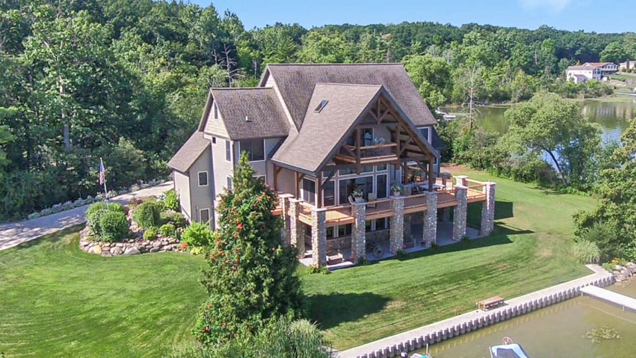 Hess Lake Lodge A Custom Michigan Timberpeg Home