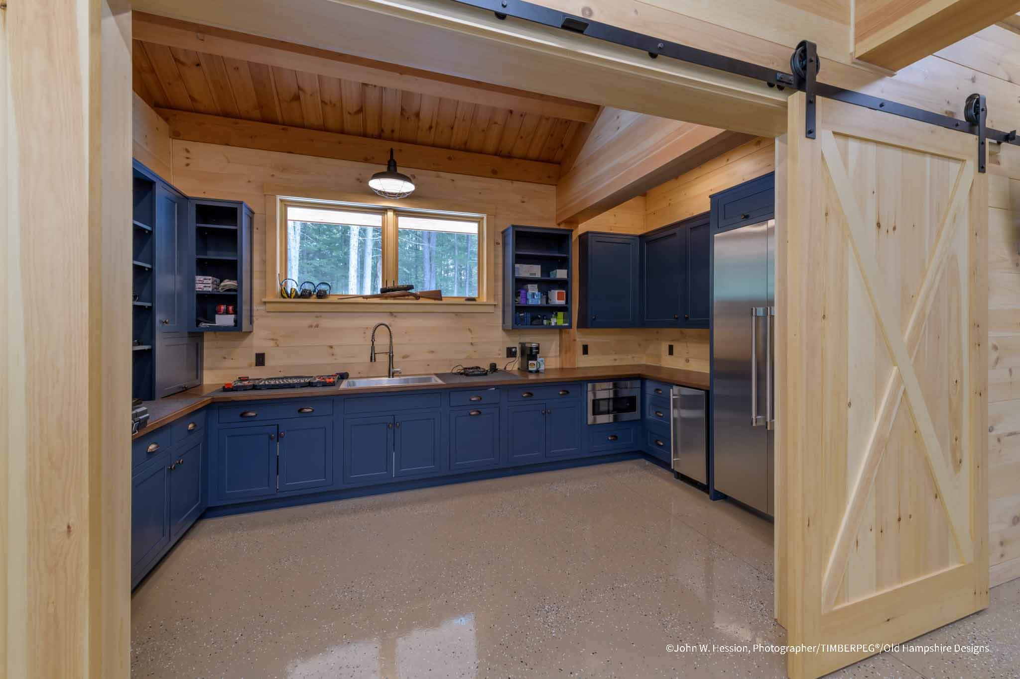 Party Barn and Guest House garage kitchen